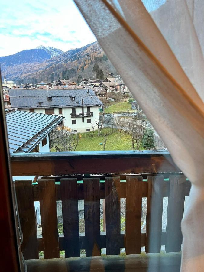 Apartament Mansarda Tra Le Dolomiti Di Brenta Bocenago Zewnętrze zdjęcie